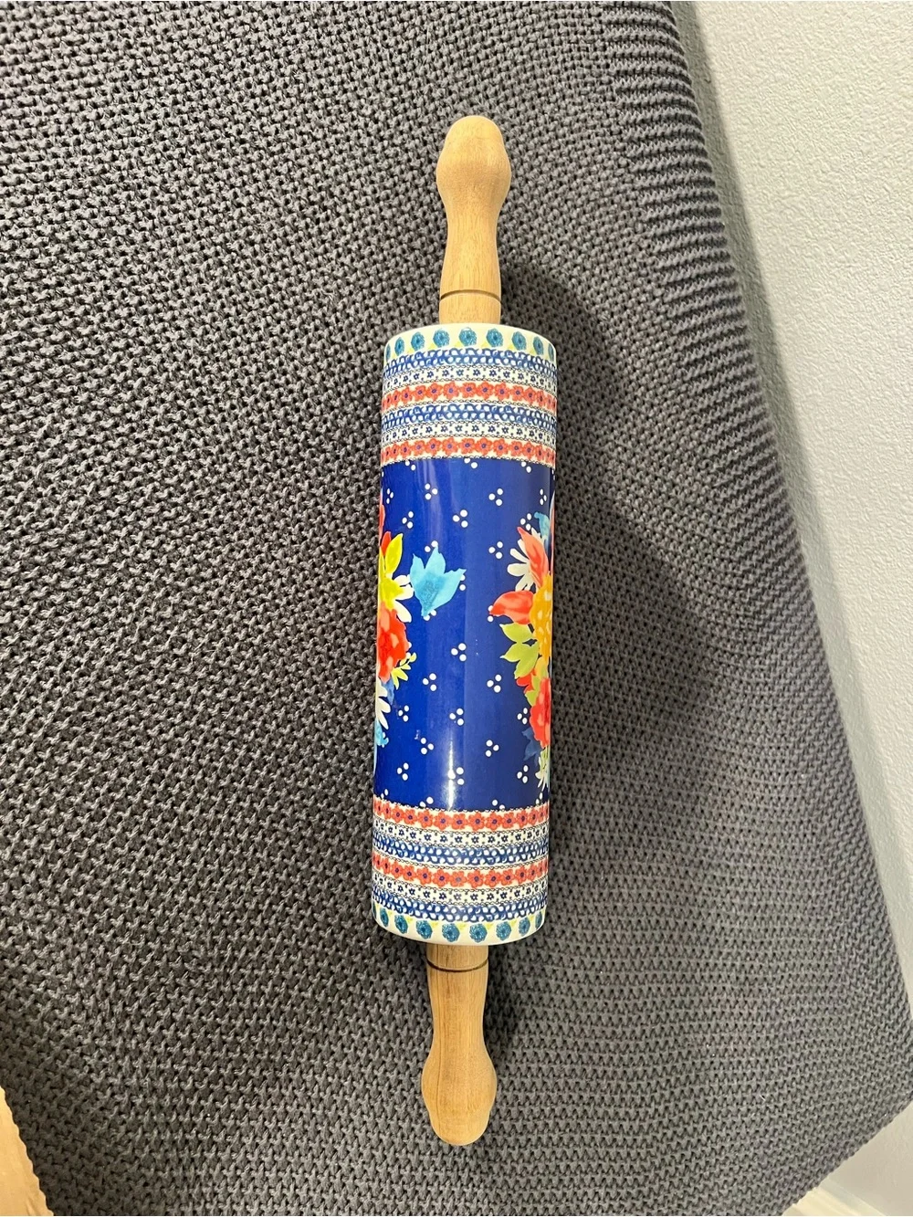 The Pioneer Woman Fiona Floral Ceramic Rolling Pin, Retired, Wood Handles 18in